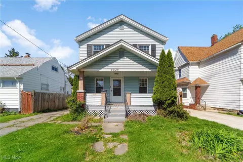 3324 W 119th St, Cleveland, OH 44111
