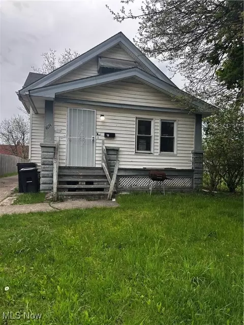 3674 E 103rd St, Cleveland, OH 44105
