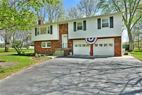 379 Housel Craft Rd, Bristolville, OH 44402