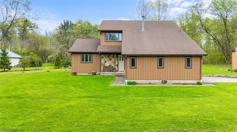1210 Riverside Dr, Painesville, OH 44077