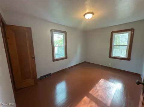 131 Blake St, Elyria, OH 44035 photo 11