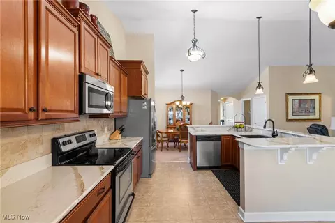 6469 Harness Cir NE, Canton, OH 44721 photo 16