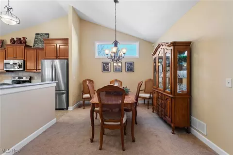 6469 Harness Cir NE, Canton, OH 44721 photo 19