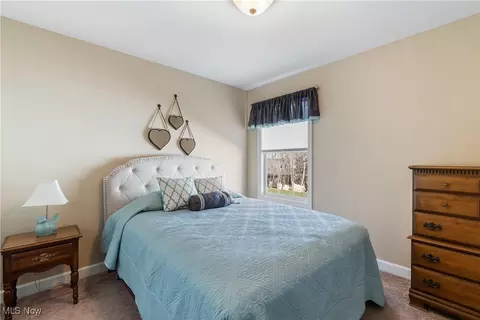 6469 Harness Cir NE, Canton, OH 44721 photo 25