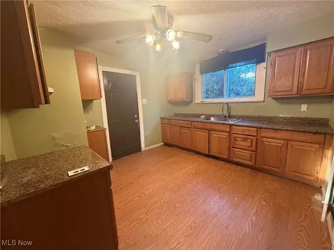 1633 E 33rd St, Lorain, OH 44055 photo 12