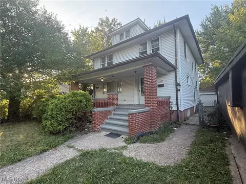 1633 E 33rd St, Lorain, OH 44055 photo 3