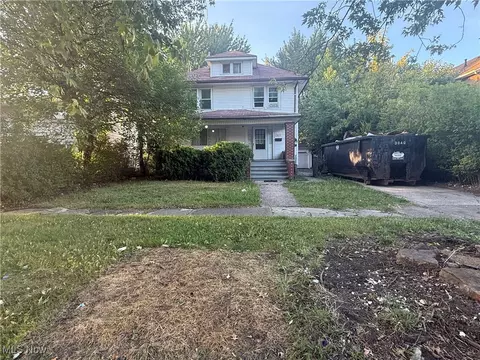 1633 E 33rd St, Lorain, OH 44055