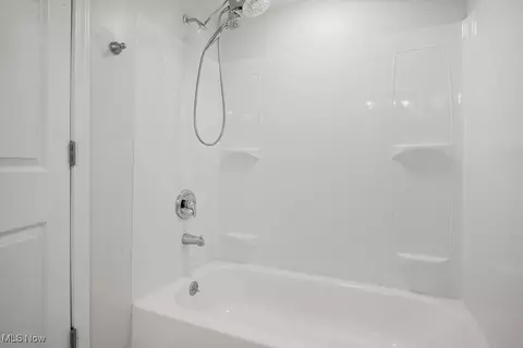 Bath - 5331 Ridgewood St, Lorain, OH 44055 photo 2 of 2