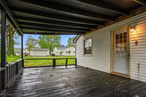 Exterior - 5331 Ridgewood St, Lorain, OH 44055 photo 3 of 5