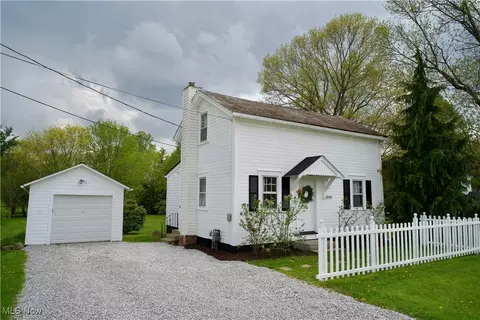 1044 Diamond St NE, Canton, OH 44721 photo 25