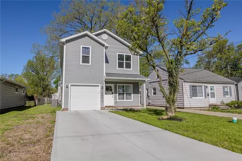 1264 E 343rd St, Eastlake, OH 44095