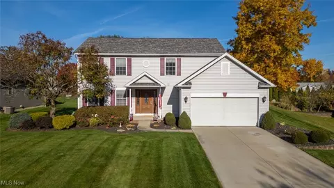 3111 Hidden Brook Dr, Ravenna, OH 44266