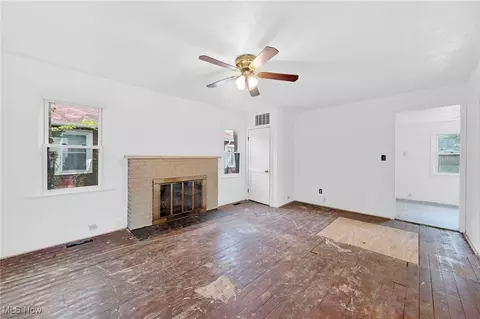 6247 Seneca Trl, Mentor, OH 44060 photo 2
