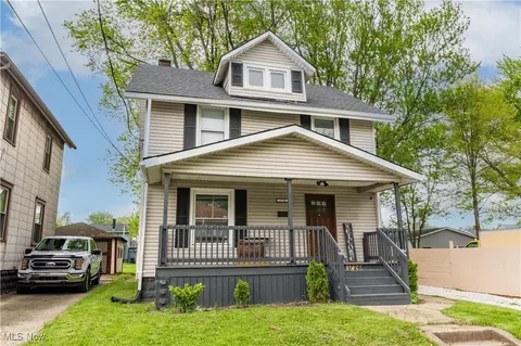 1726 Edwards Ave NE, Canton, OH 44705