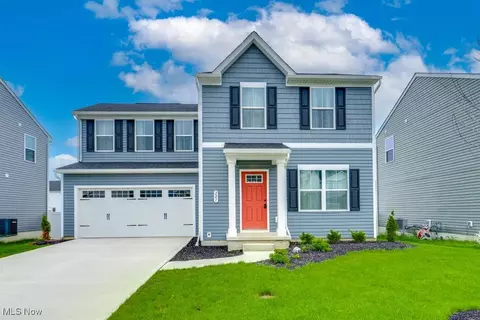 221 River Run Dr, Elyria, OH 44035