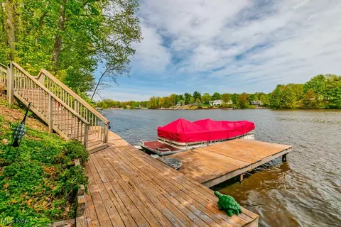1055 Lode Star Dr, Roaming Shores, OH 44085 photo 12