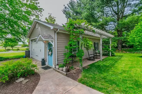 1055 Lode Star Dr, Roaming Shores, OH 44085 photo 11