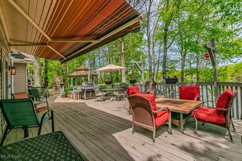 1055 Lode Star Dr, Roaming Shores, OH 44085 photo 4