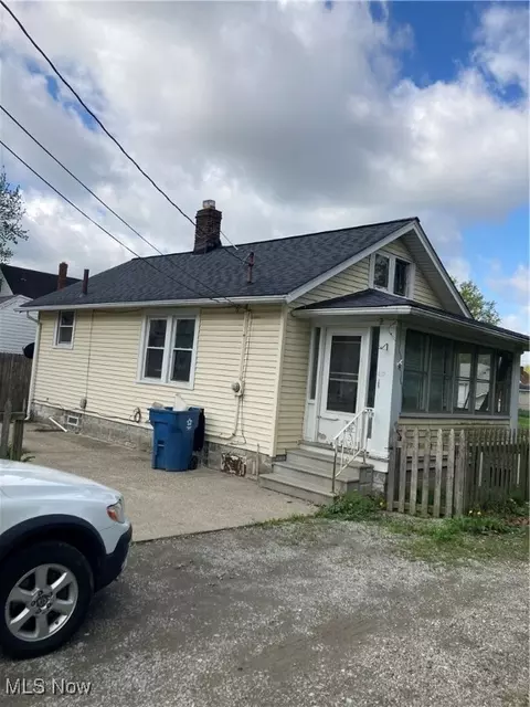 3506 Pearl Ave, Lorain, OH 44055