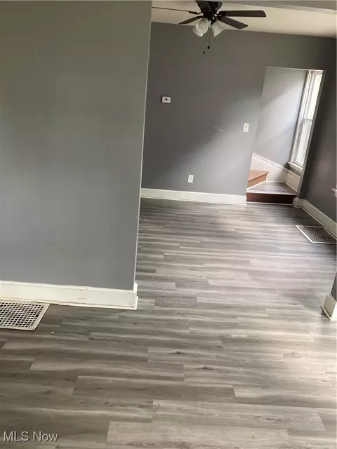 1741 E 30th St, Lorain, OH 44055 photo 3