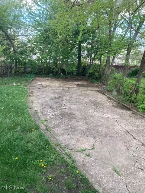 1741 E 30th St, Lorain, OH 44055 photo 15