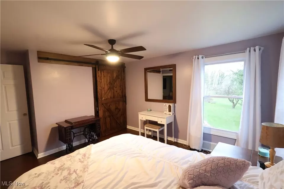 Bedroom - 1851 Bears Den Rd, Youngstown, OH 44511 photo 4 of 6