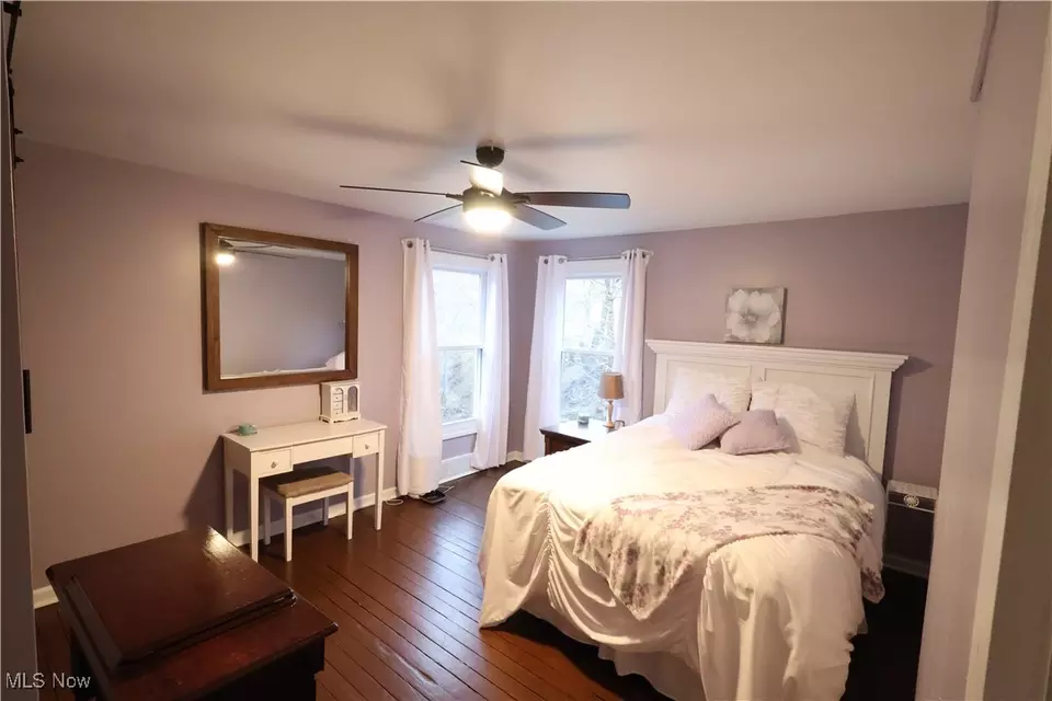Bedroom - 1851 Bears Den Rd, Youngstown, OH 44511 photo 3 of 6