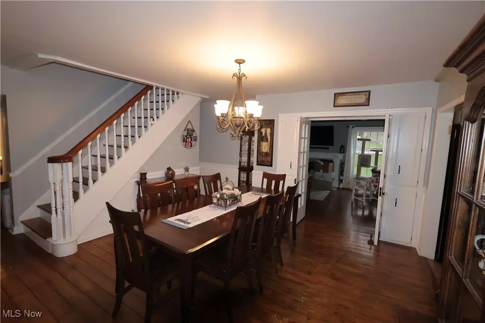 Dining - 1851 Bears Den Rd, Youngstown, OH 44511 photo 2 of 3