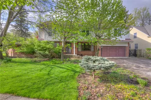24118 E Baintree Rd, Beachwood, OH 44122