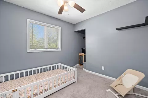Bedroom - 6234 Elyria Ave, Elyria, OH 44035 photo 9 of 12