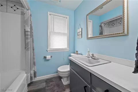 Bath - 6234 Elyria Ave, Elyria, OH 44035 photo 1 of 3