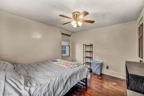 Bedroom - 72 E Dartmore Ave, Akron, OH 44301 photo 6 of 6