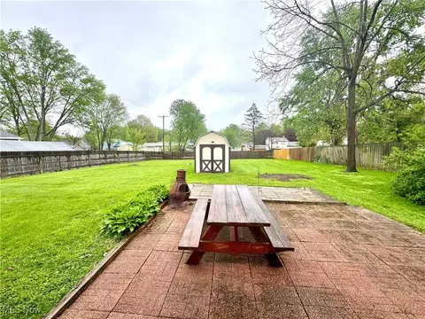 Exterior - 4174 Sabin Dr, Rootstown, OH 44272 photo 3 of 3