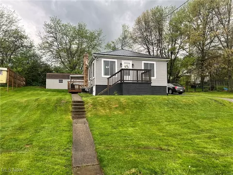 1211 Cora St, East Liverpool, OH 43920