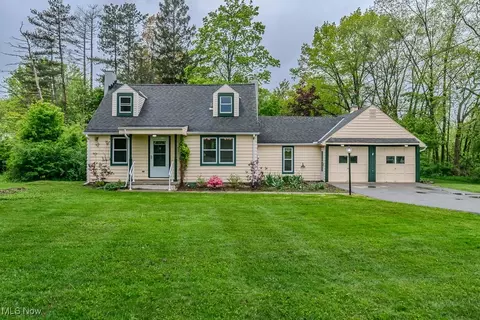 11402 Chillicothe Rd, Chesterland, OH 44026
