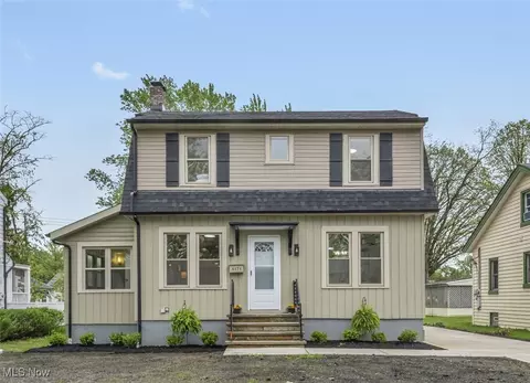 4171 W 222nd St, Fairview Park, OH 44126