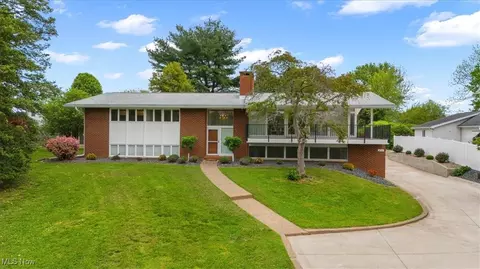 414 Blennerhassett Ave, Belpre, OH 45714