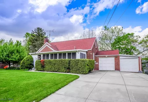 3729 Grunder Ave NW, Canton, OH 44709