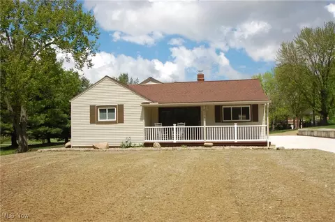 6284 Herbert Rd, Canfield, OH 44406