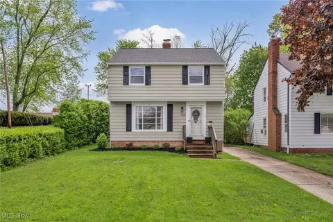1267 Dorsh Rd, South Euclid, OH 44121