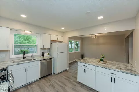 179 Burns Rd, Elyria, OH 44035 photo 19