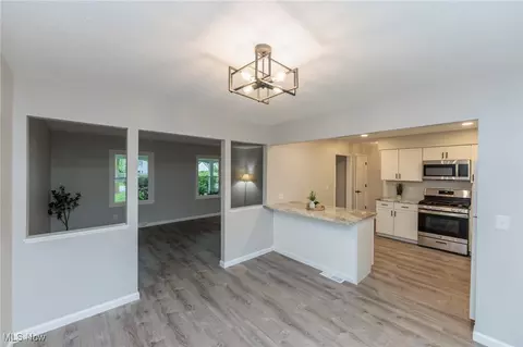 179 Burns Rd, Elyria, OH 44035 photo 11