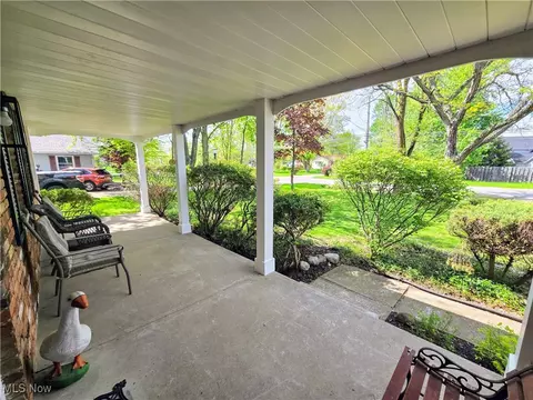 179 Burns Rd, Elyria, OH 44035 photo 5