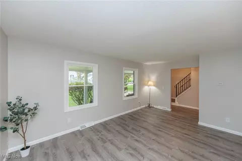 179 Burns Rd, Elyria, OH 44035 photo 8