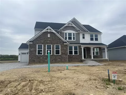 36374 W Shore Pkwy, North Ridgeville, OH 44039