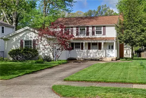 4840 W 228th St, Fairview Park, OH 44126