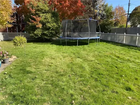 Exterior - 141 N Cadillac Dr, Boardman, OH 44512 photo 3 of 5