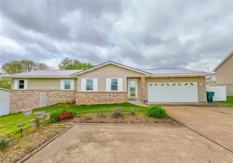 53350 High Ridge Rd, Bridgeport, OH 43912