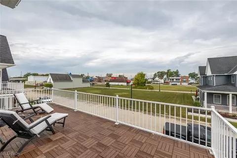 374 Bascule Dr, Lorain, OH 44052 photo 31
