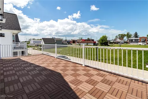 374 Bascule Dr, Lorain, OH 44052 photo 29